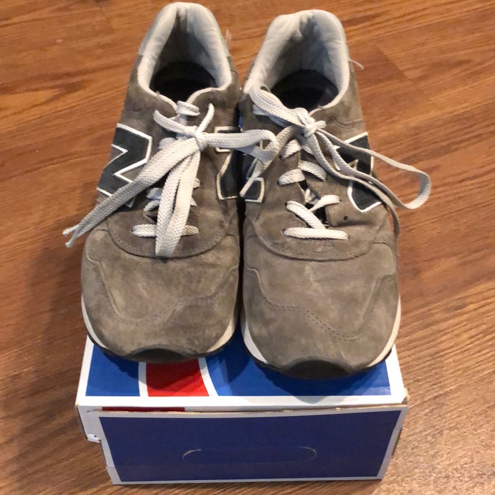 New balance men’s shoes size 8 1/2